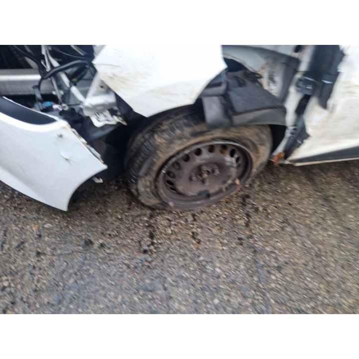 Feu arriere principal gauche (feux) RENAULT CLIO 4 Photo n°7
