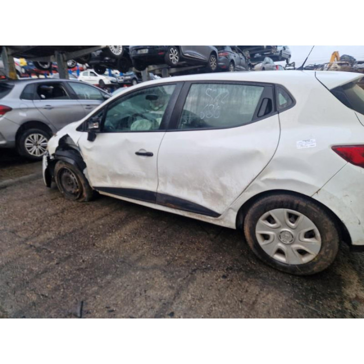 Feu arriere principal gauche (feux) RENAULT CLIO 4 Photo n°14