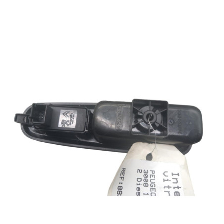 Interrupteur de leve vitre arriere droit PEUGEOT 3008 1