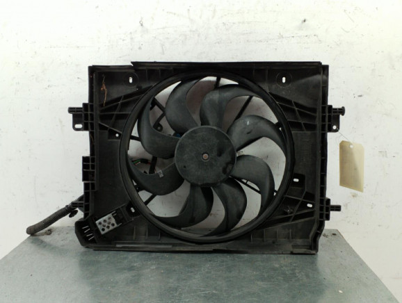 Moto ventilateur radiateur RENAULT CLIO 4 Photo n°1