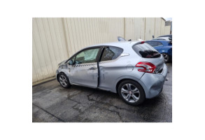 Interrupteur de leve vitre avant droit PEUGEOT 208 1 Photo n°18