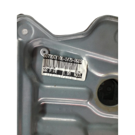 Leve vitre electrique avant droit NISSAN QASHQAI 1