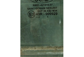 Vitre avant droit FORD FOCUS 3 Photo n°2