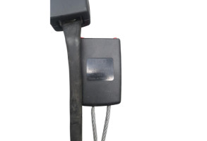 Attache ceinture arriere centrale AUDI A6 2 Photo n°1