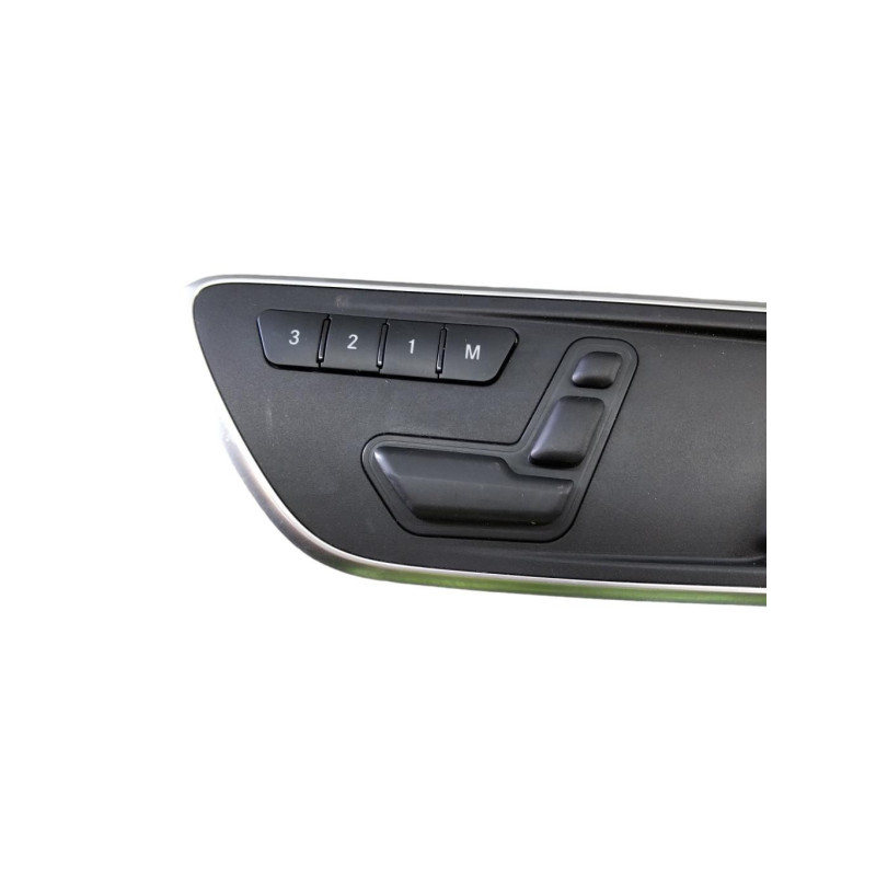 Poignee interieur avant droit MERCEDES CLASSE A 176 Photo n°1