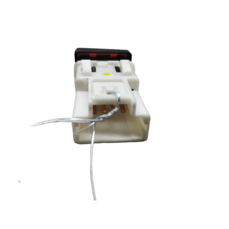 Bouton de warning NISSAN QASHQAI 1