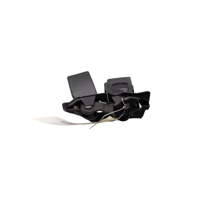 Attache ceinture arriere gauche AUDI A4 3 Photo n°1