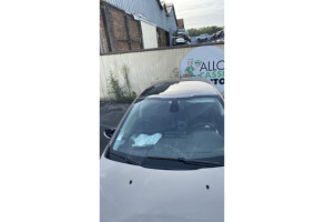 Interrupteur de leve vitre avant droit PEUGEOT 208 1 Photo n°7