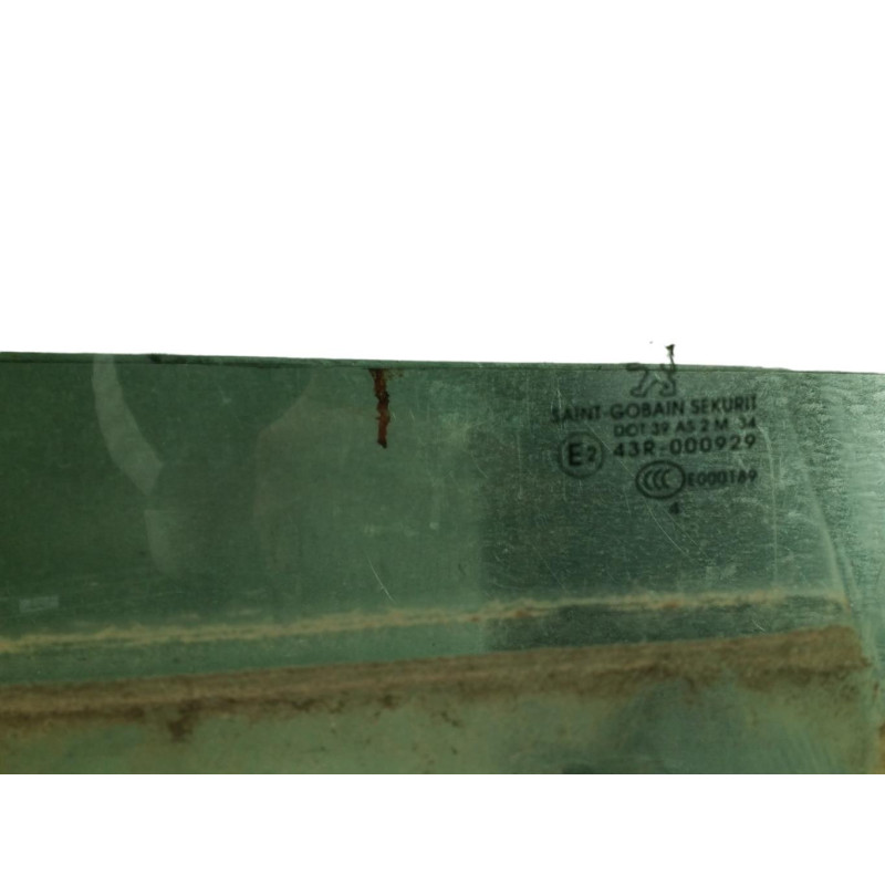 Vitre arriere droit PEUGEOT 508 1 SW Photo n°1