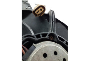 Moto ventilateur radiateur AUDI A2 Photo n°3