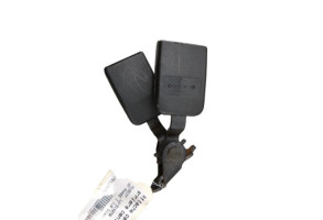Attache ceinture arriere centrale PEUGEOT 407 Photo n°1