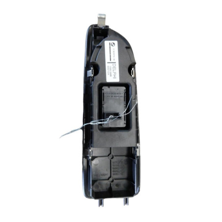 Interrupteur de leve vitre avant droit BMW SERIE 1 E81