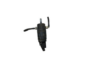 Pompe lave glace avant VOLKSWAGEN GOLF 6 Photo n°2