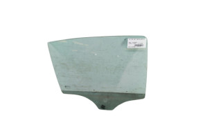 Vitre arriere droit OPEL CORSA D Photo n°2