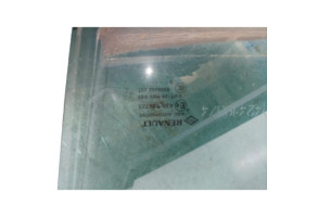 Vitre arriere gauche RENAULT SCENIC 3 Photo n°4