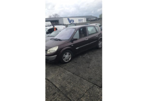 Compresseur clim RENAULT SCENIC 2 Photo n°10