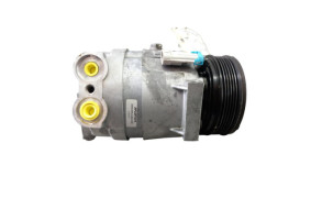 Compresseur clim OPEL VECTRA B Photo n°2
