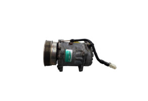 Compresseur clim CITROEN C5 1 Photo n°3