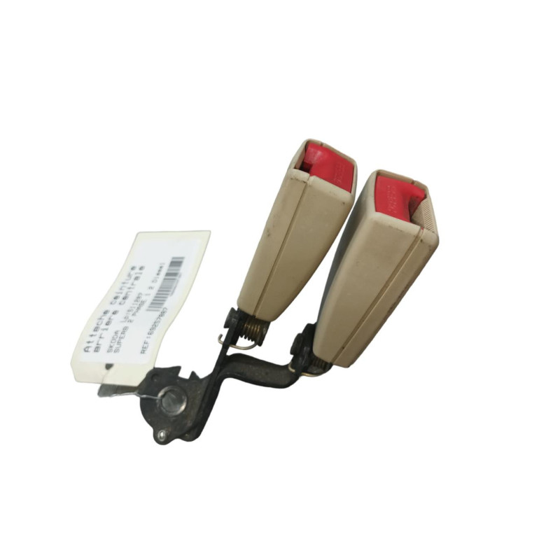 Attache ceinture arriere centrale SKODA SUPERB 2 Photo n°1