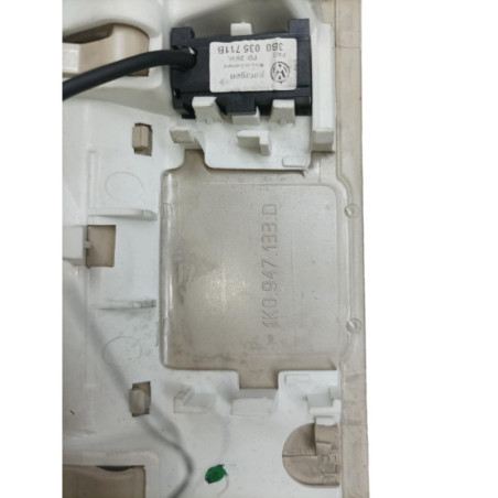 Eclairage de plafonnier SKODA SUPERB 2