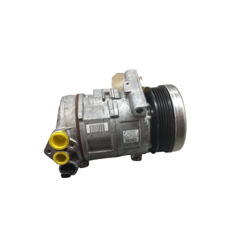 Compresseur clim FIAT GRANDE PUNTO Photo n°1