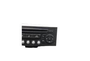 Autoradio d'origine PEUGEOT 5008 1 Photo n°8
