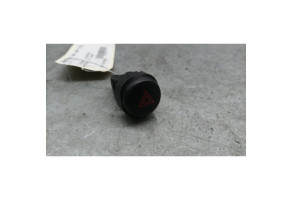 Bouton de warning NISSAN NV200 Photo n°1