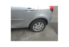 Poignee interieur avant droit RENAULT CLIO 3 Photo n°17