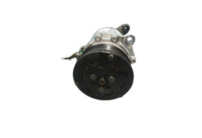 Compresseur clim VOLKSWAGEN LUPO Photo n°4