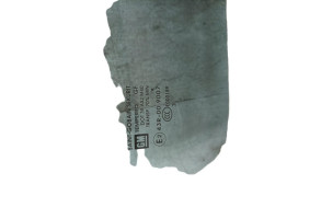 Vitre avant droit OPEL CORSA D Photo n°2