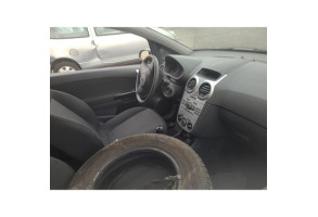 Vitre avant droit OPEL CORSA D Photo n°7