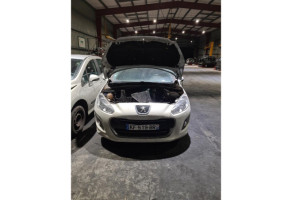 Attache ceinture arriere droit PEUGEOT 308 1 Photo n°9