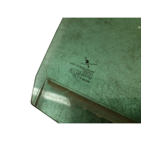 Vitre arriere droit SAAB 9.3 1