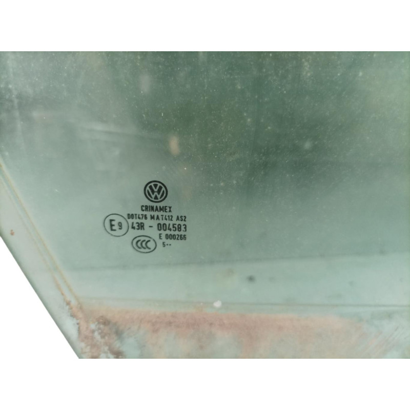 Vitre avant droit VOLKSWAGEN JETTA 3 Photo n°1