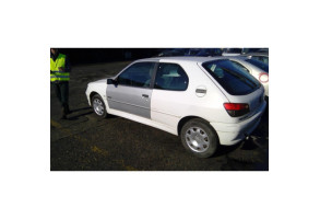 Malle/Hayon arriere PEUGEOT 306 Photo n°6