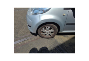 Trappe d'essence CITROEN C1 1 Photo n°3