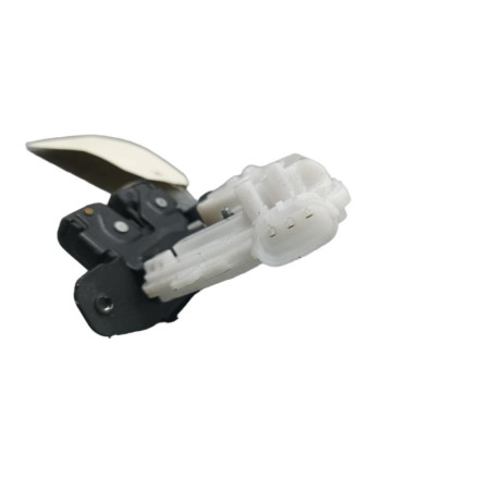 Serrure de coffre TOYOTA YARIS 3
