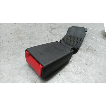 Attache ceinture arriere droit NISSAN MICRA 3