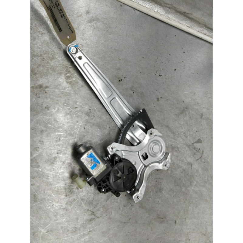 Leve vitre electrique arriere gauche KIA PICANTO 3 Photo n°1