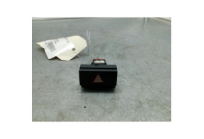 Bouton de warning PEUGEOT TRAVELLER Photo n°1