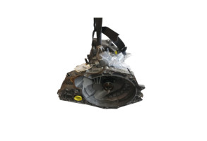 Boite de vitesses OPEL CORSA E Photo n°1