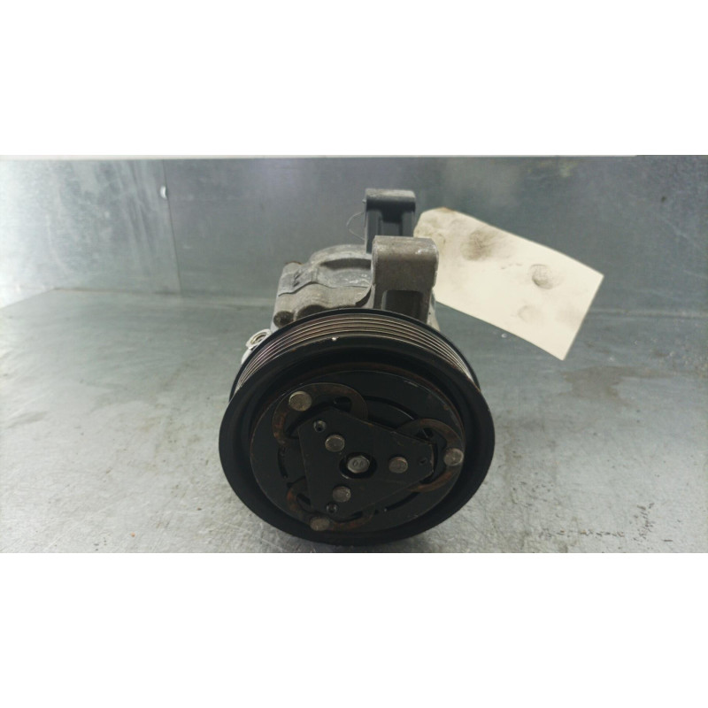 Compresseur clim CITROEN C1 1 Photo n°1
