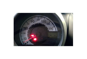 Compresseur clim CITROEN C1 1 Photo n°11