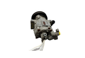 Compresseur clim NISSAN MICRA 3 Photo n°4