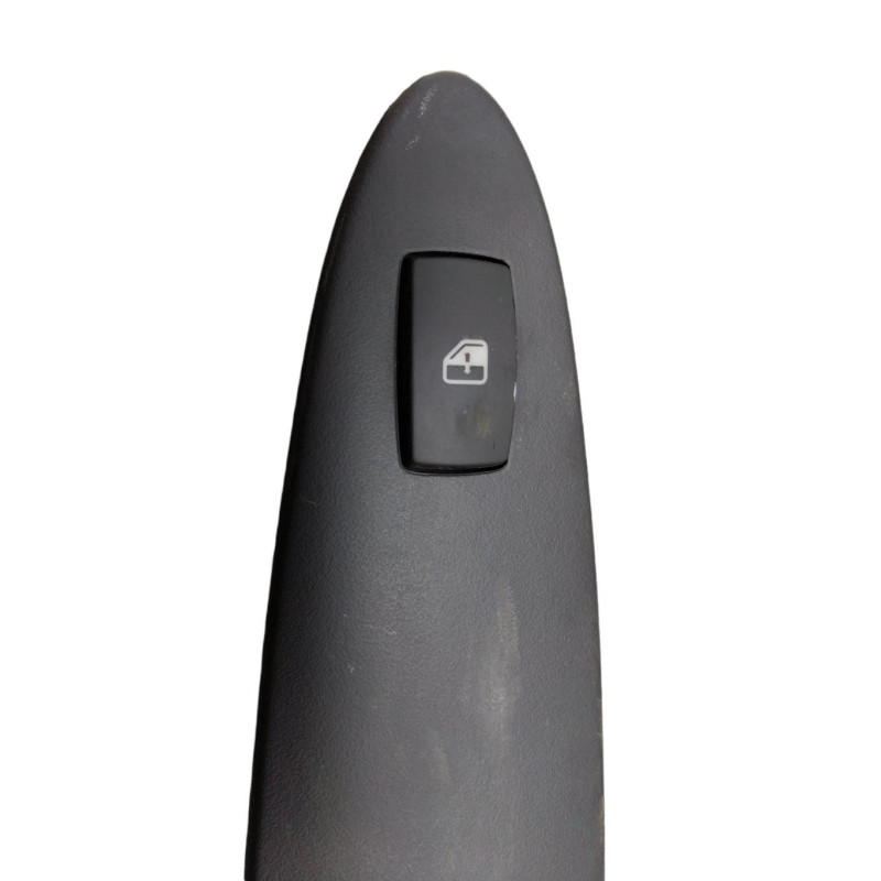 Interrupteur de leve vitre arriere gauche FIAT CROMA 2 Photo n°1