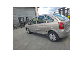 Pare boue avant gauche CITROEN XSARA PICASSO Photo n°11