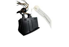 Bouton de warning BMW SERIE 3 E90 Photo n°4