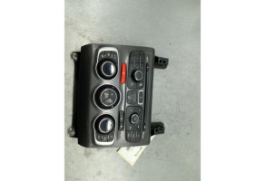 Bouton de warning CITROEN C4 2 Photo n°3