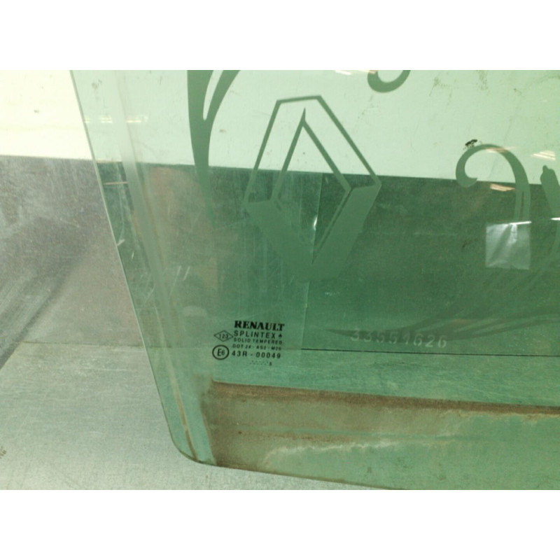 Vitre avant droit RENAULT CLIO 2 Photo n°1