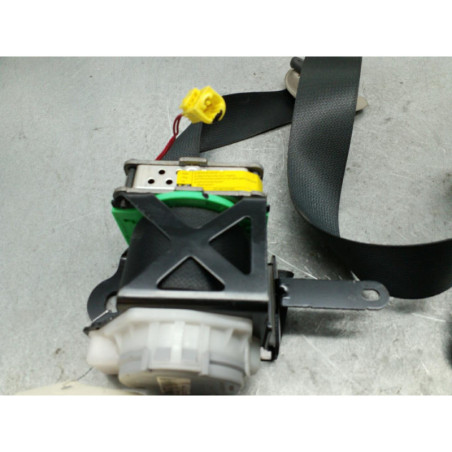 Ceinture avant droit TOYOTA AURIS 1